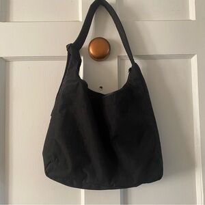 BAGGU Nylon Shoulder Bag